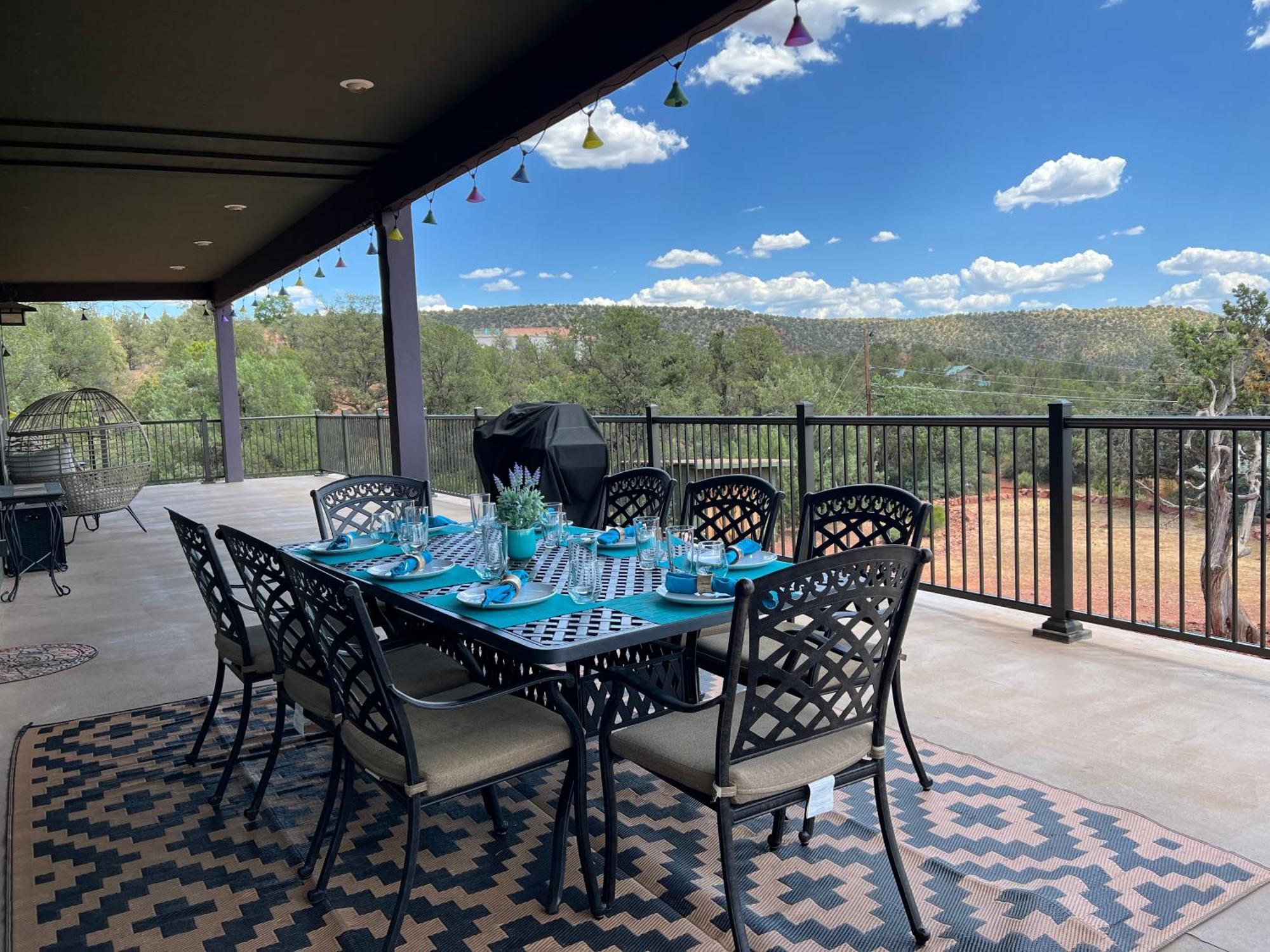 Close To Fresh Creek! Sleeps 12 ~ Amazing Views W/Serene Open Space ~ Hot Tub + Game Room ~ Trails Outside سيدونا المظهر الخارجي الصورة